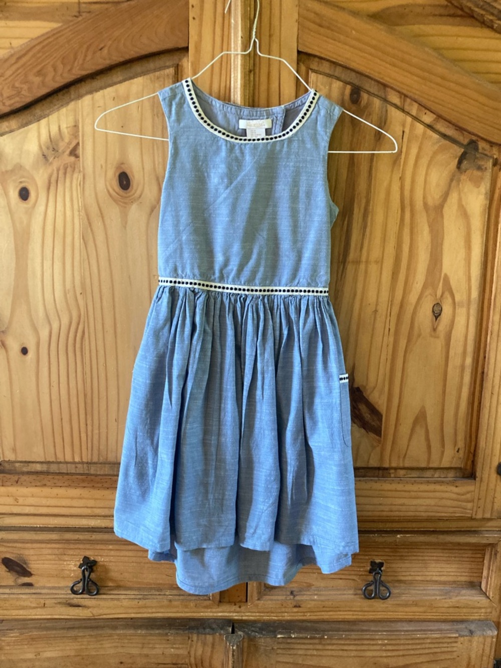 Girls Lilly Wicket blue sleeveless dress - size 8